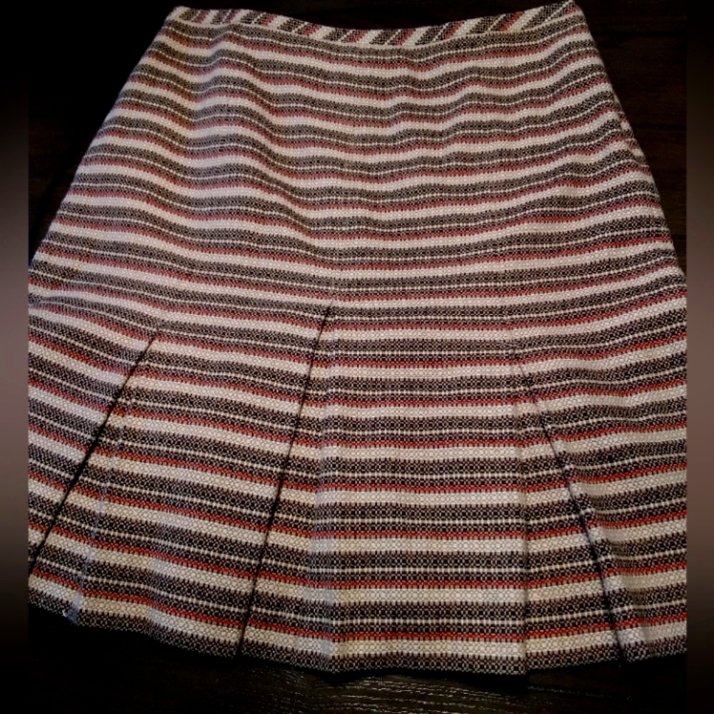 2/$15 LOFT Pleated Plus Size Skirt